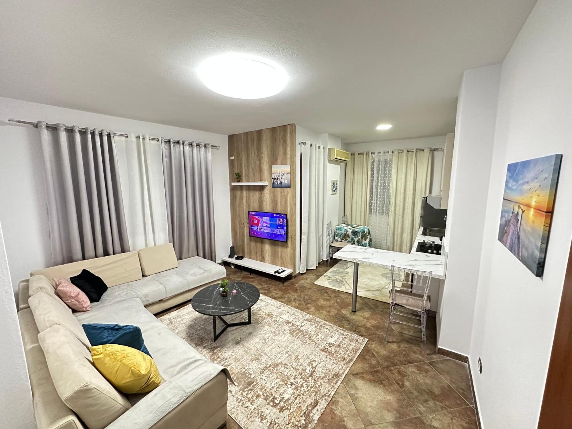 Dora Apartment